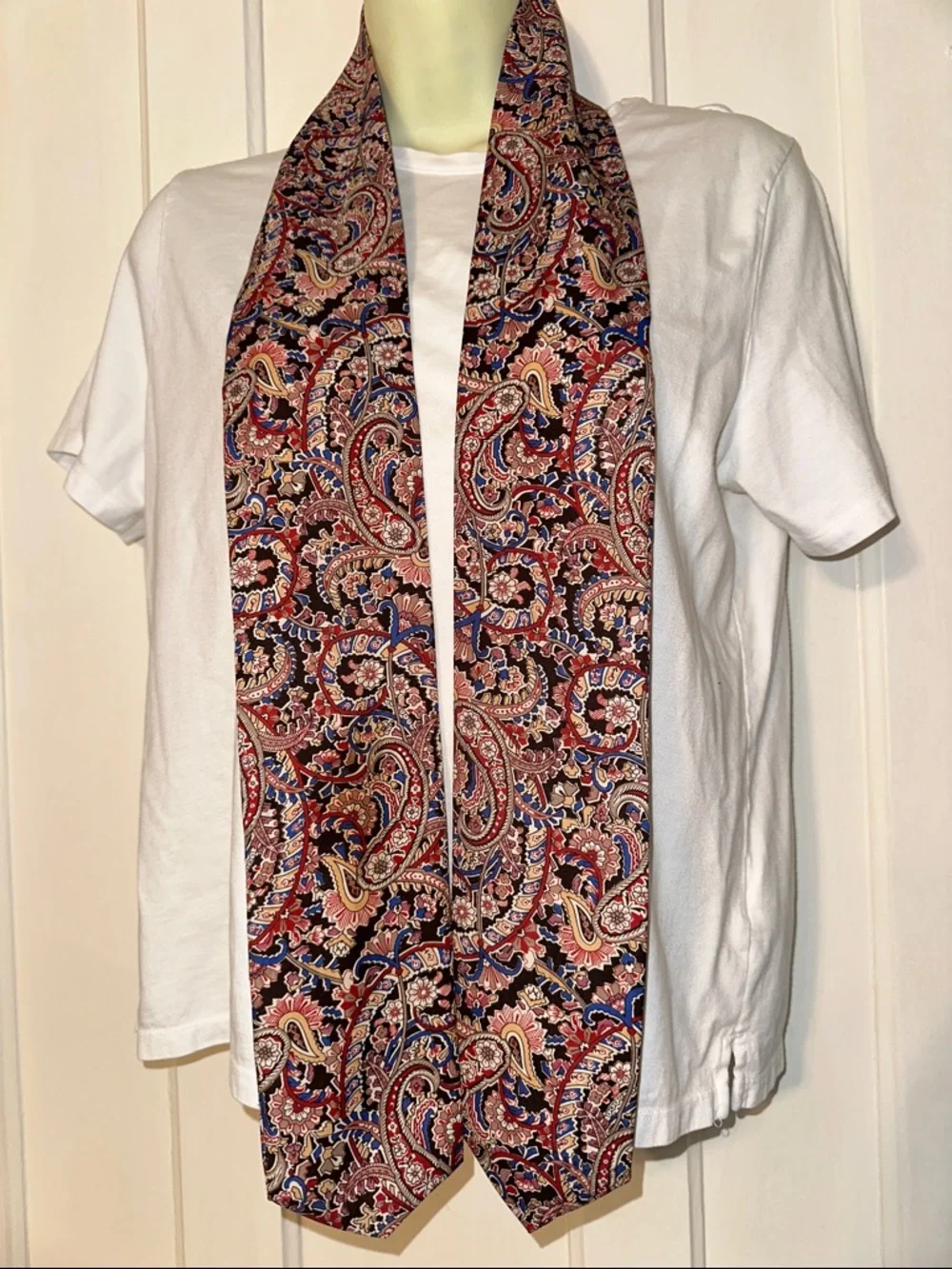 Vtg Handmade Blue, Gold & Red Paisley Bow Neck Polyester Scarf, Sash or‎ Belt